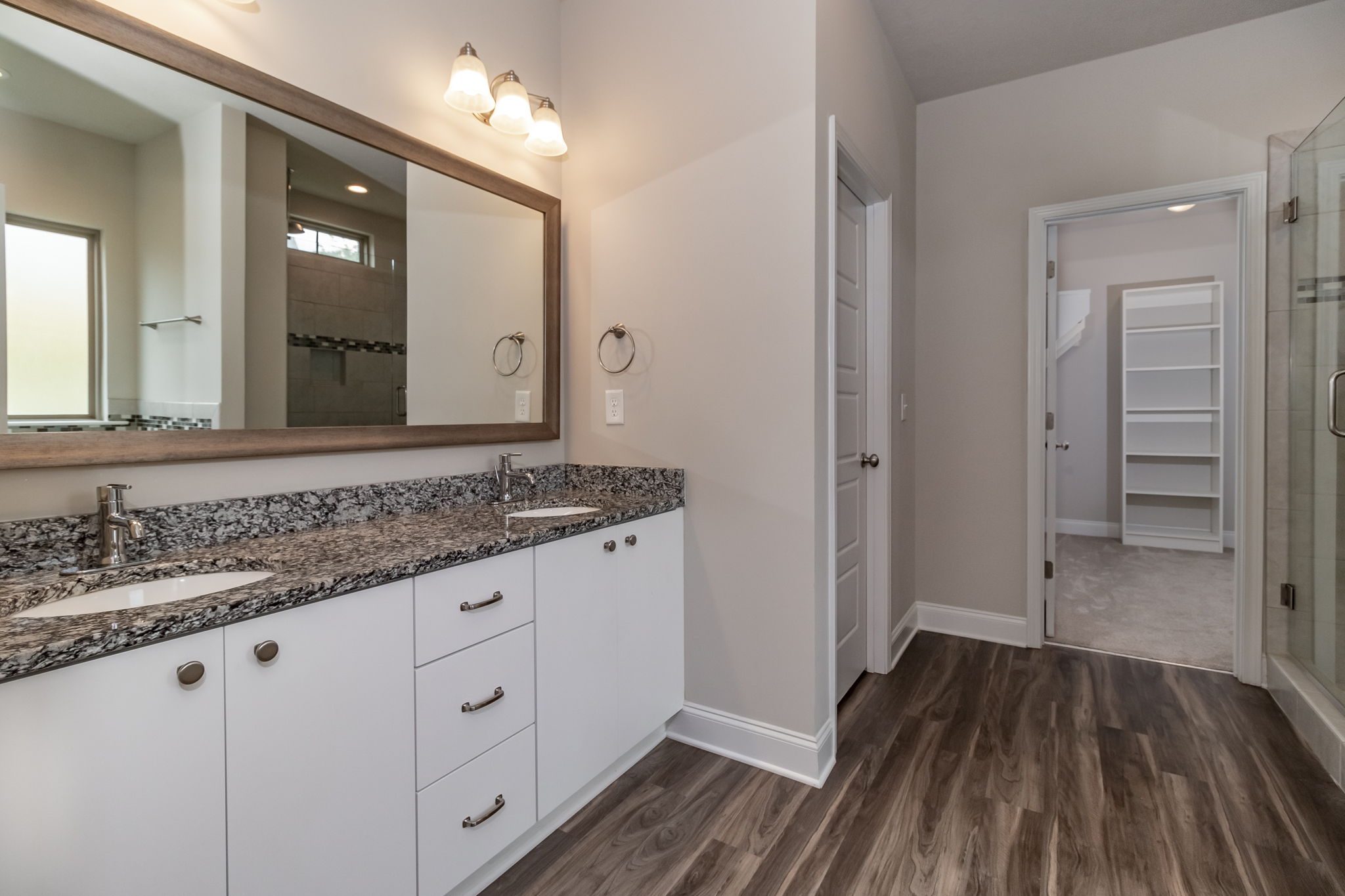 Owner's En-Suite Bath