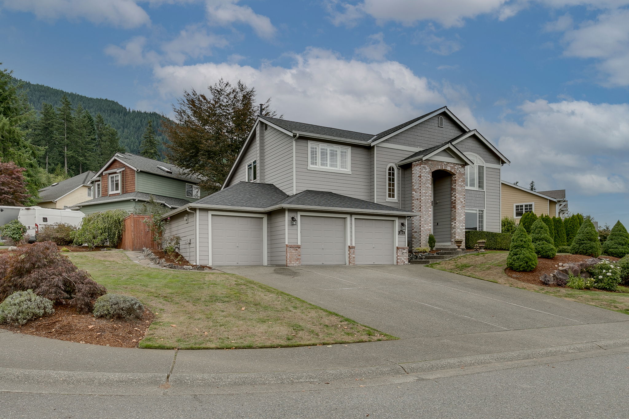 1365 Hemlock Ave SW, North Bend, WA 98045, USA Photo 4