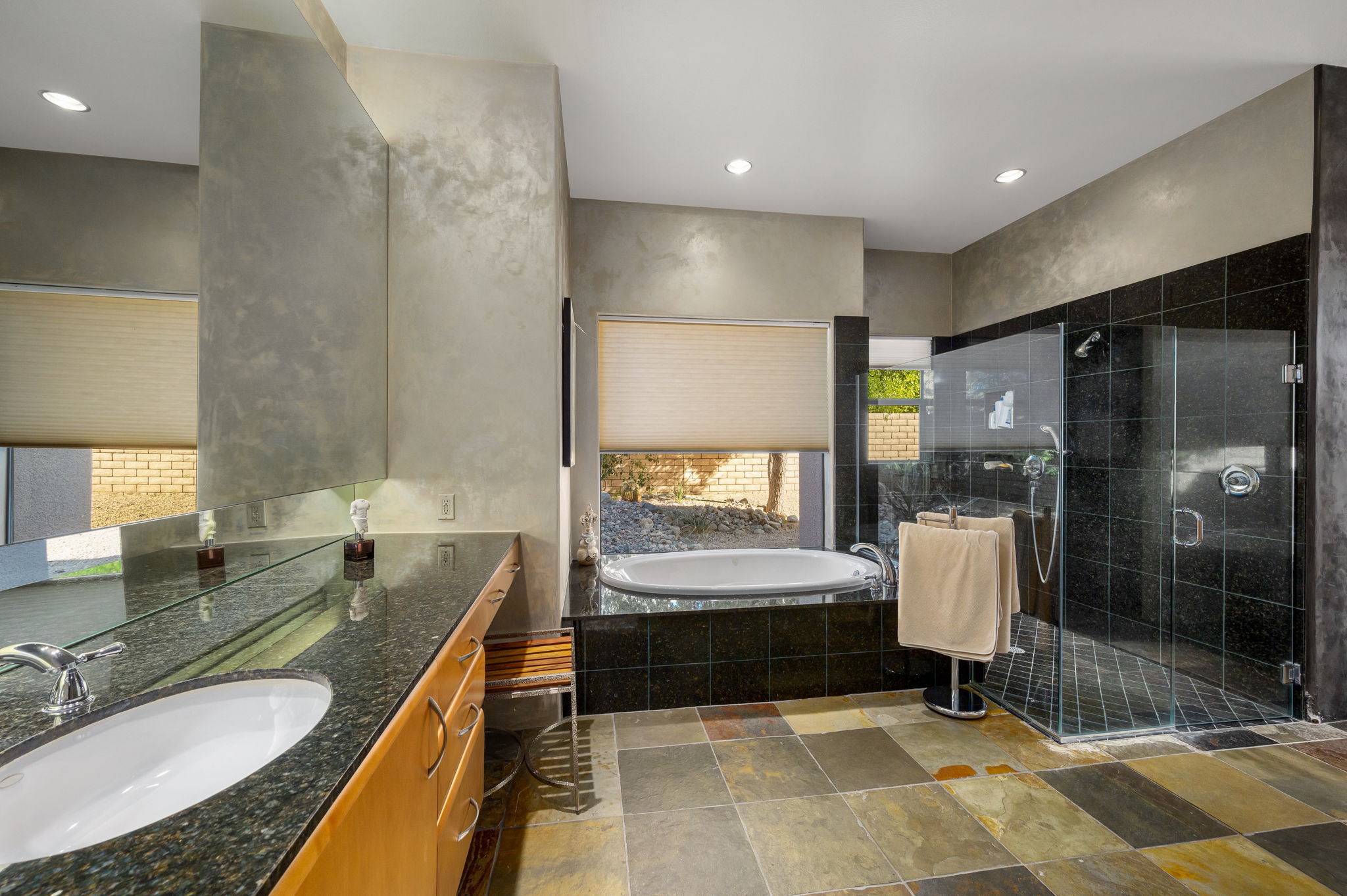 14 Ledgestone Ln, Rancho Mirage, CA 92270, US Photo 49