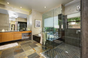 14 Ledgestone Ln, Rancho Mirage, CA 92270, US Photo 47