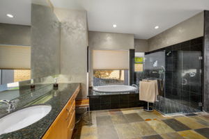 14 Ledgestone Ln, Rancho Mirage, CA 92270, US Photo 48