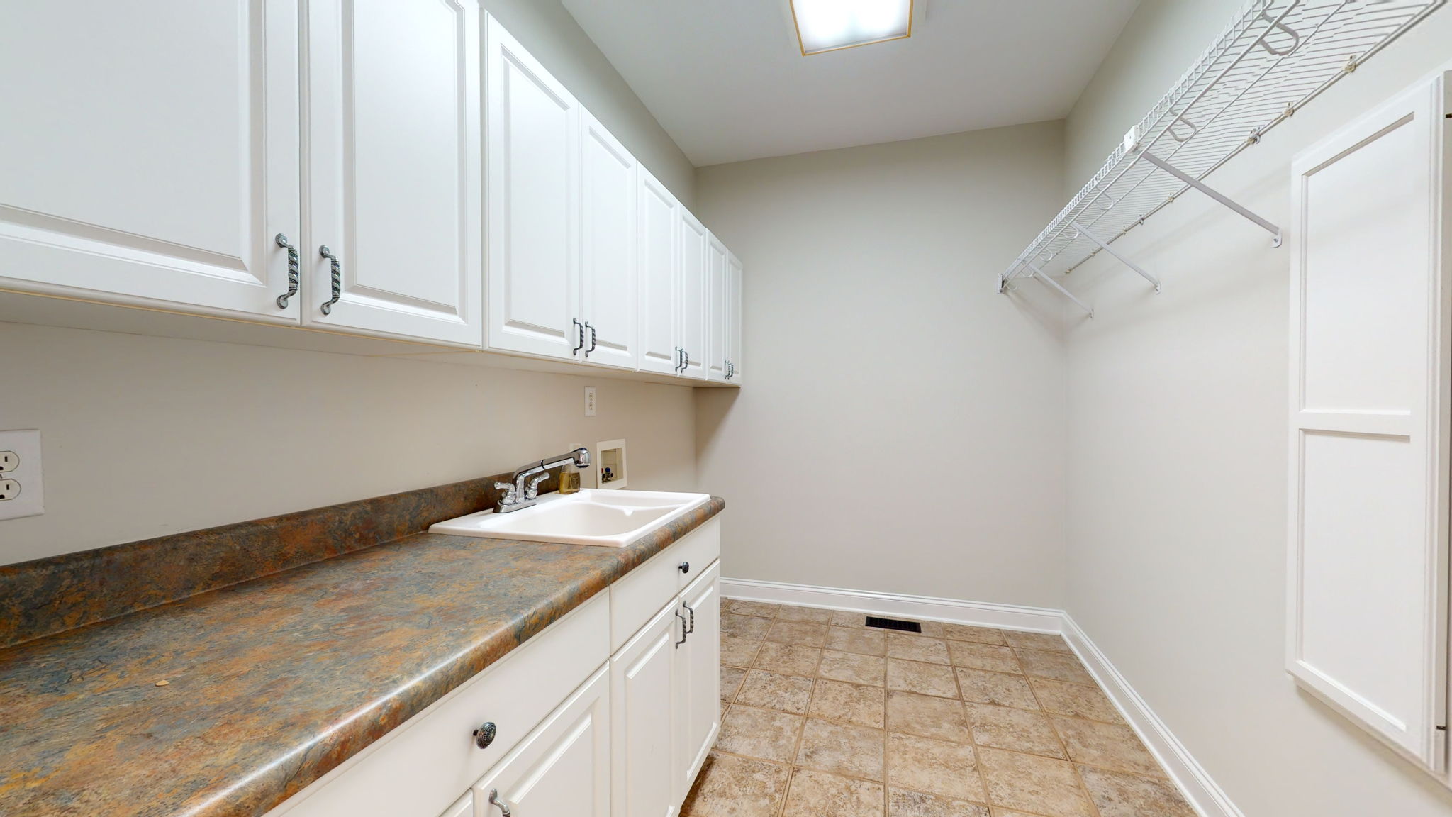 413 Blair Pointe Rd, Morehead City, NC 28557, USA Photo 39