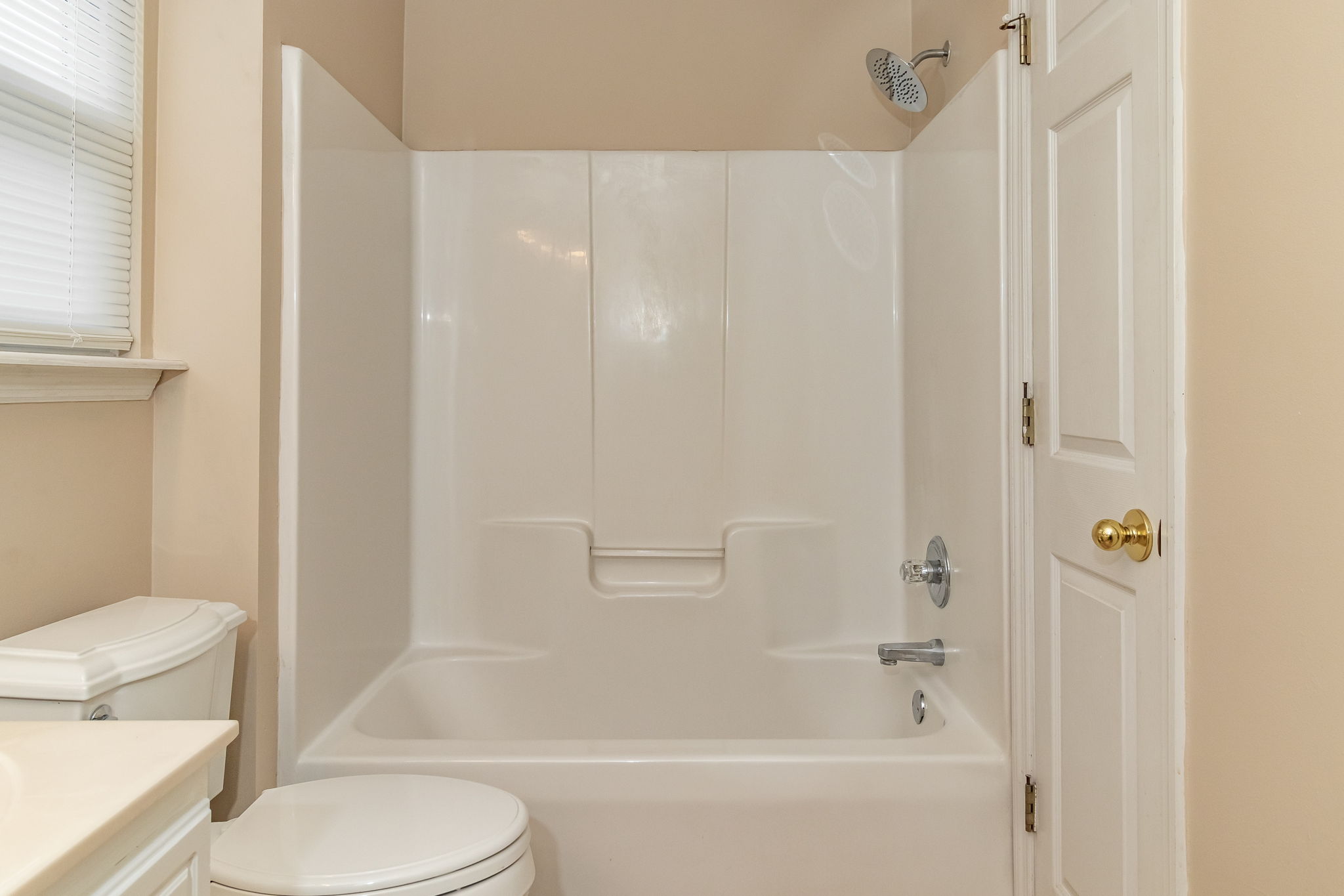 Owner's En-Suite Bath