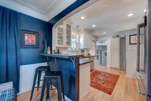 Kitchen/Breakfast Area