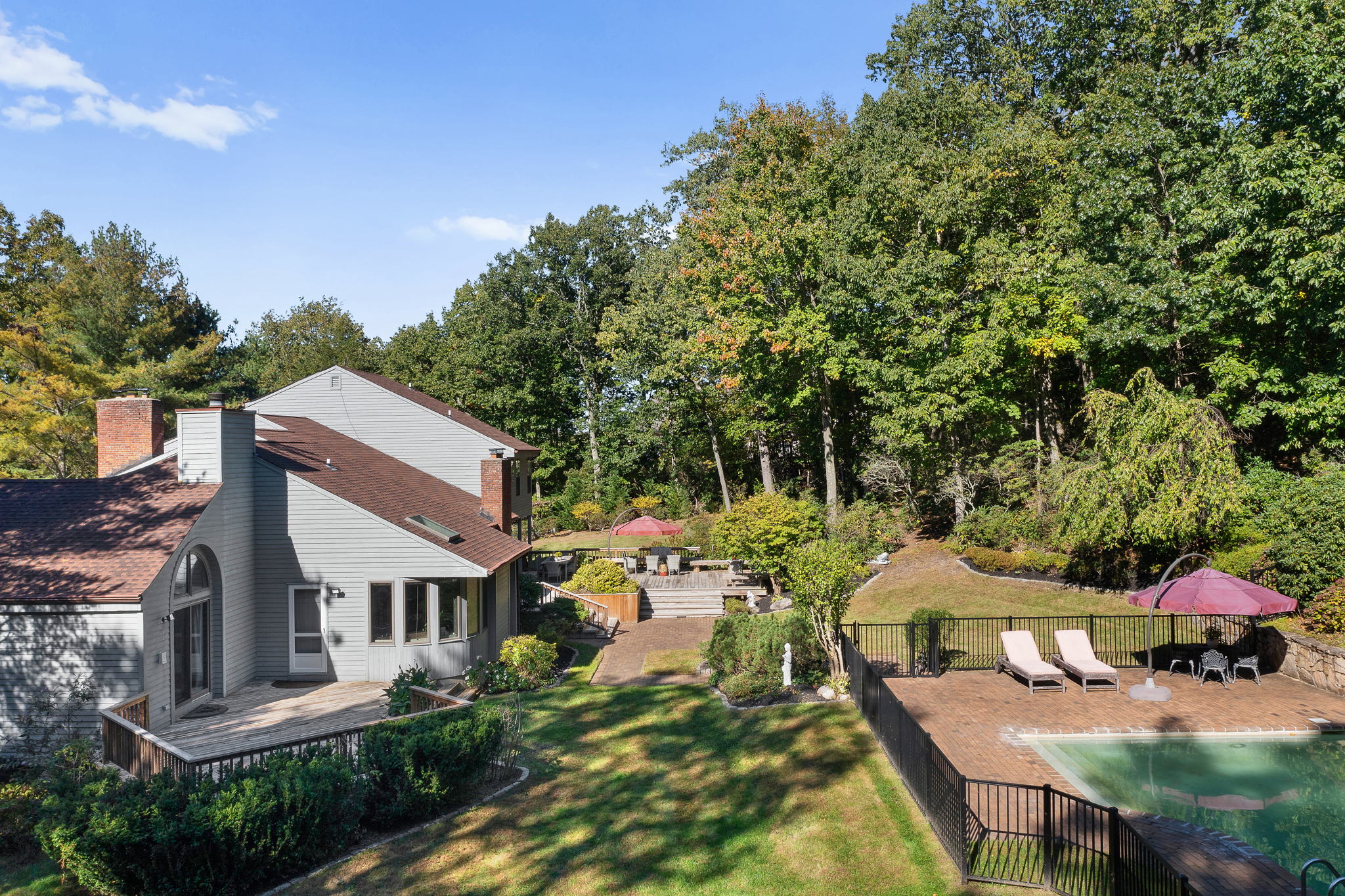 1535 Laurel Hollow Rd, Syosset, NY 11791, USA Photo 52