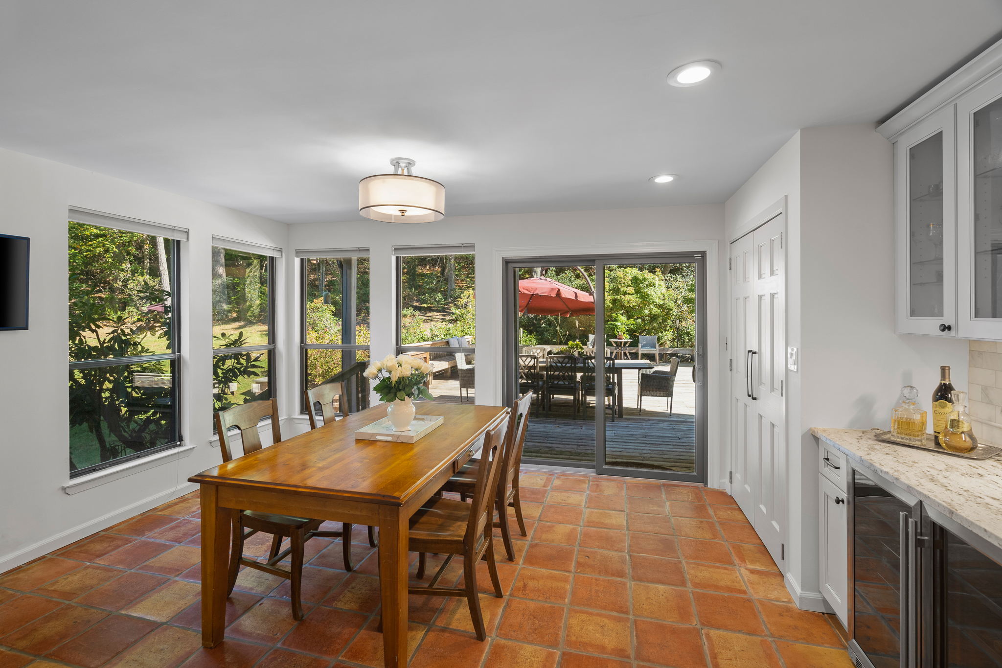 1535 Laurel Hollow Rd, Syosset, NY 11791, USA Photo 21