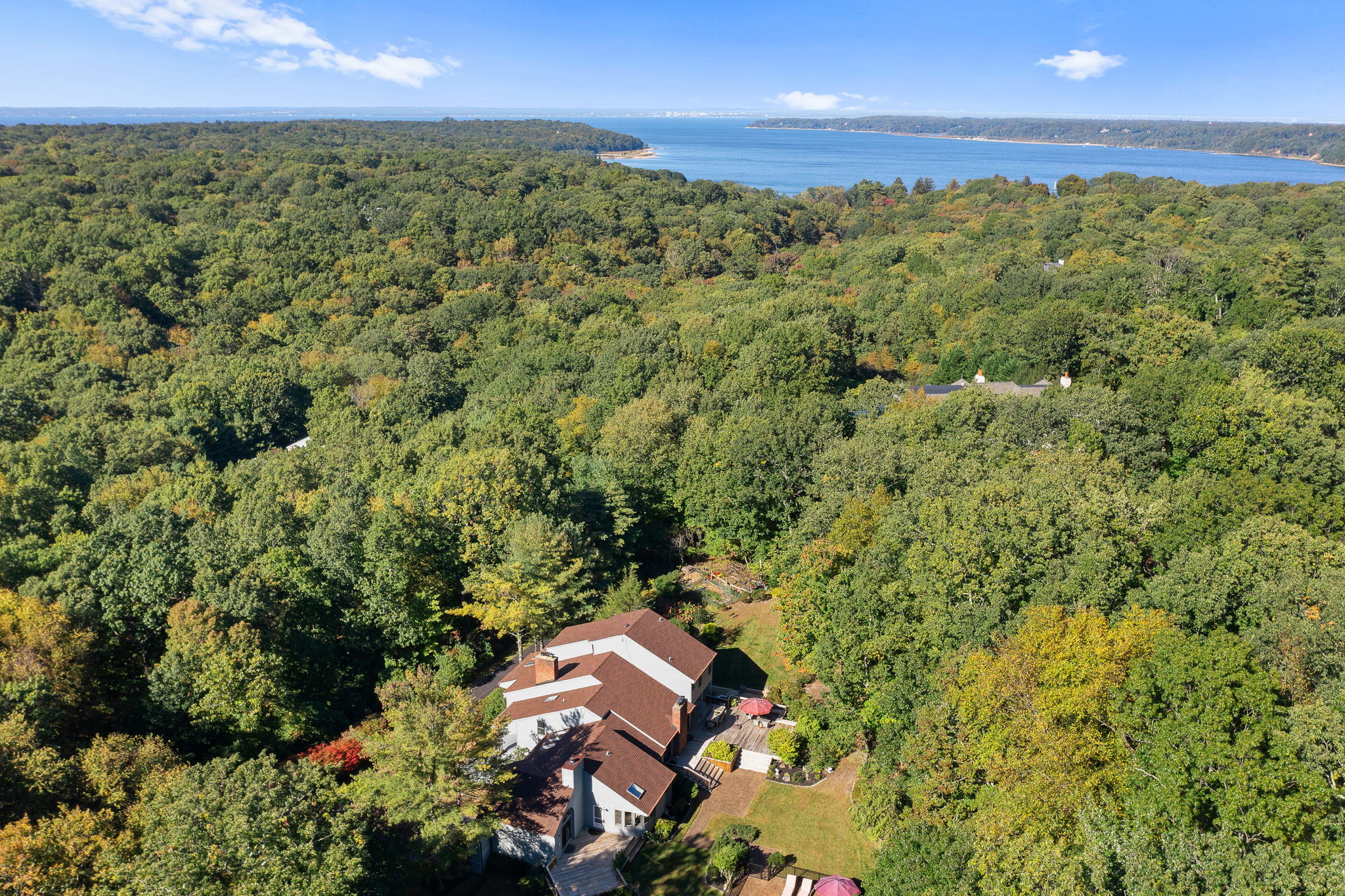 1535 Laurel Hollow Rd, Syosset, NY 11791, USA Photo 50