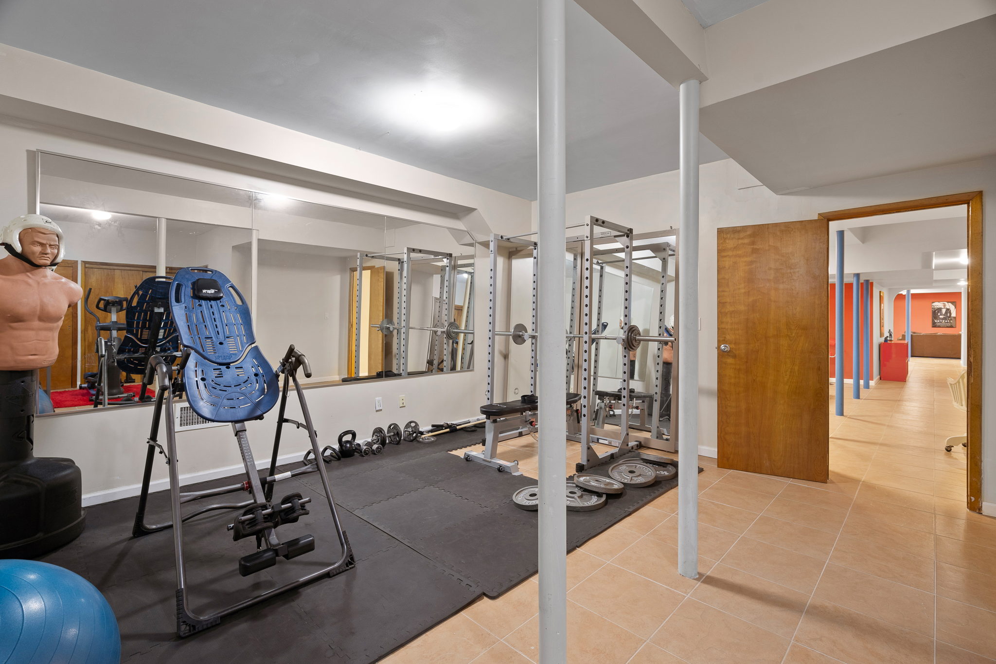 1535 Laurel Hollow Rd, Syosset, NY 11791, USA Photo 36