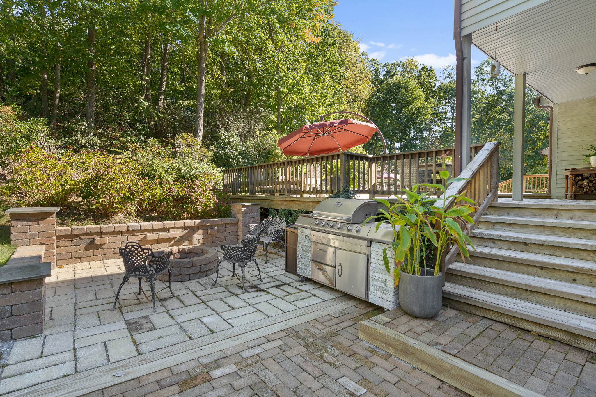 1535 Laurel Hollow Rd, Syosset, NY 11791, USA Photo 47