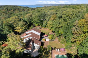 1535 Laurel Hollow Rd, Syosset, NY 11791, USA Photo 48