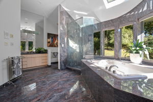 1535 Laurel Hollow Rd, Syosset, NY 11791, USA Photo 24