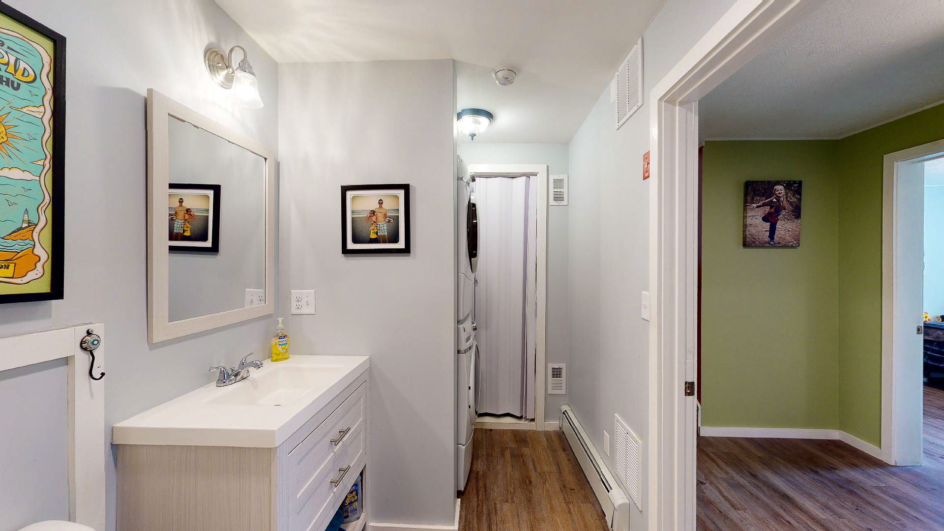 Lower level full bathroom
