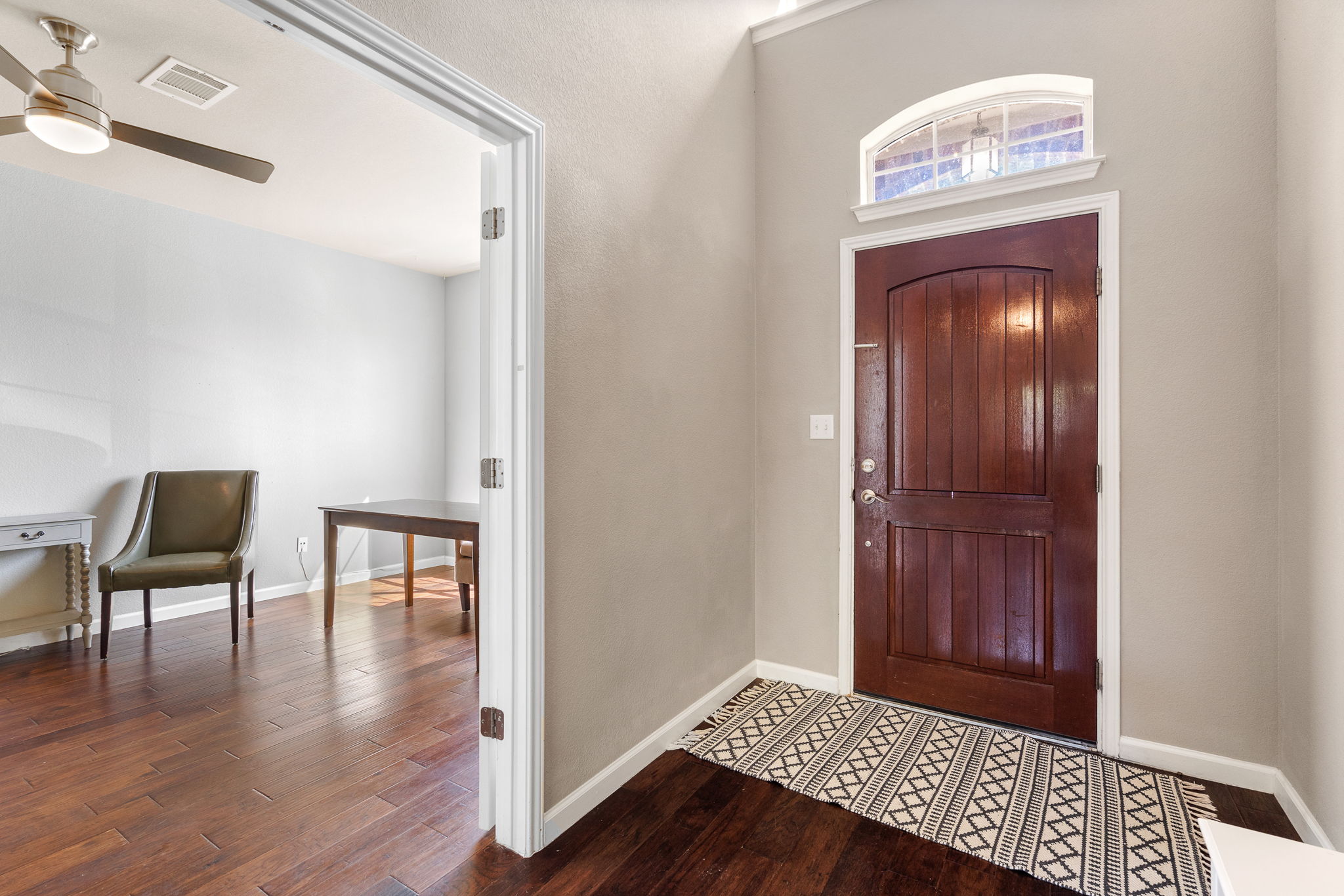 2508 Golden Gate Park, Austin, TX 78732, US Photo 5