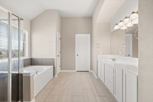 2508 Golden Gate Park, Austin, TX 78732, US Photo 30