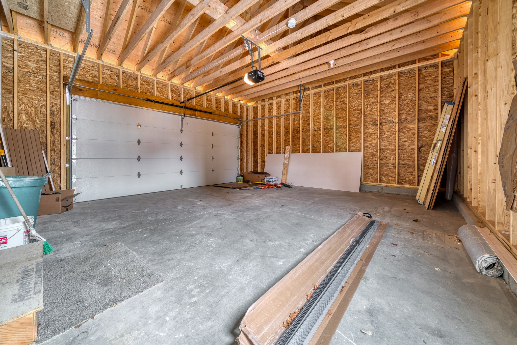 47 Hobart St, Manchester, NH 03104, US Photo 2
