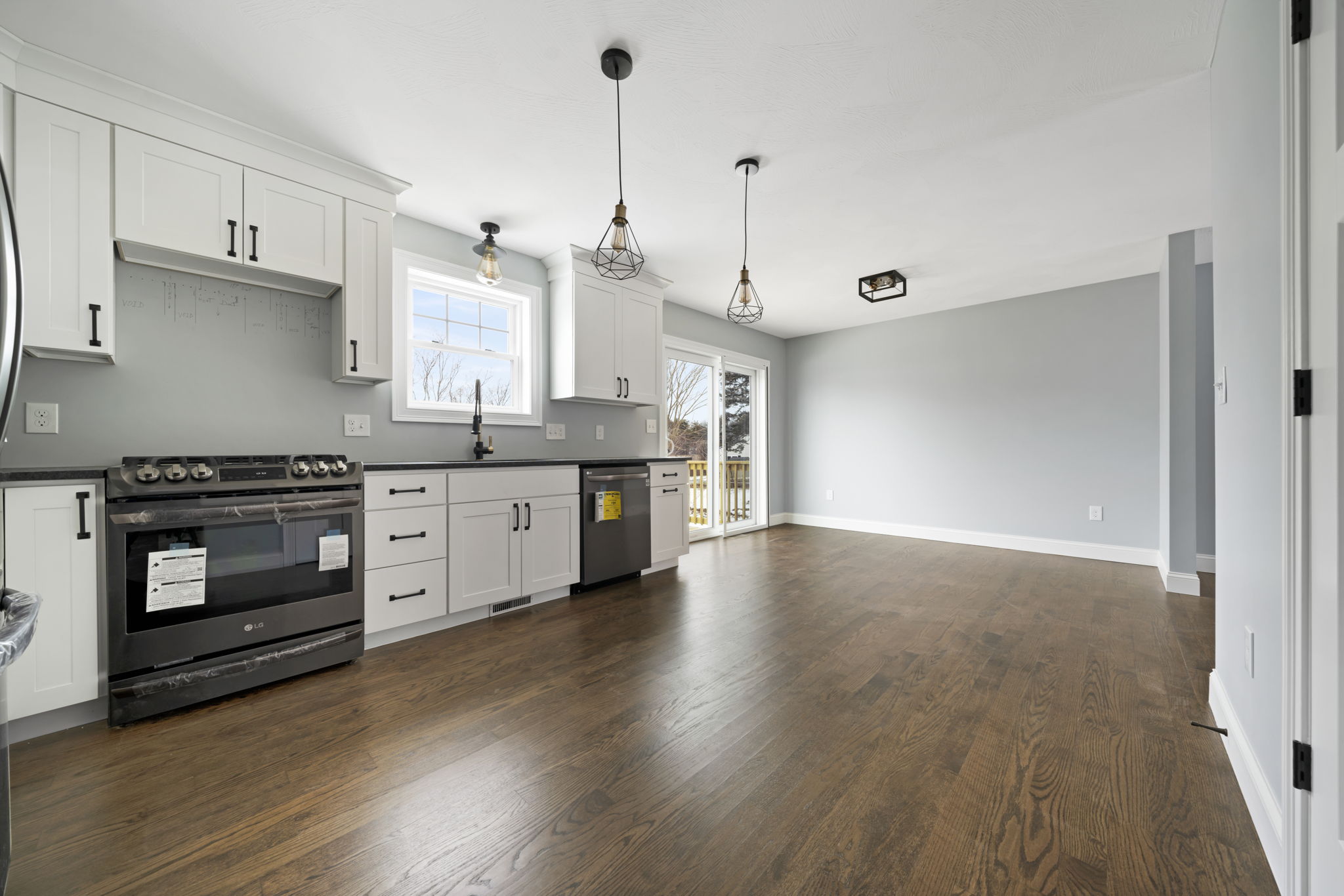 47 Hobart St, Manchester, NH 03104, US Photo 45