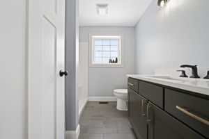 47 Hobart St, Manchester, NH 03104, US Photo 34