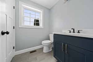 47 Hobart St, Manchester, NH 03104, US Photo 22