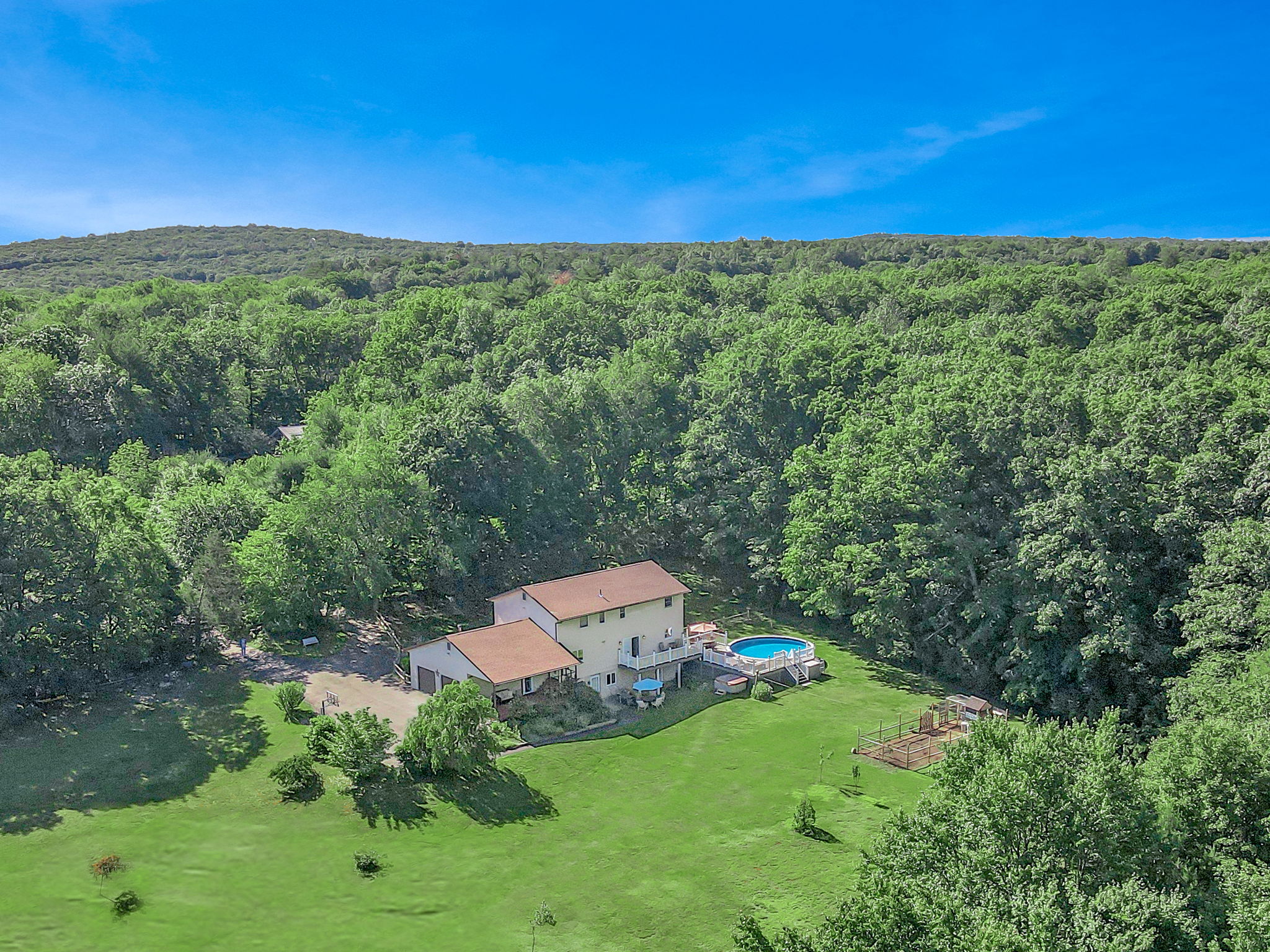 319 Rivka Rd, Saugerties, NY 12477, US Photo 10