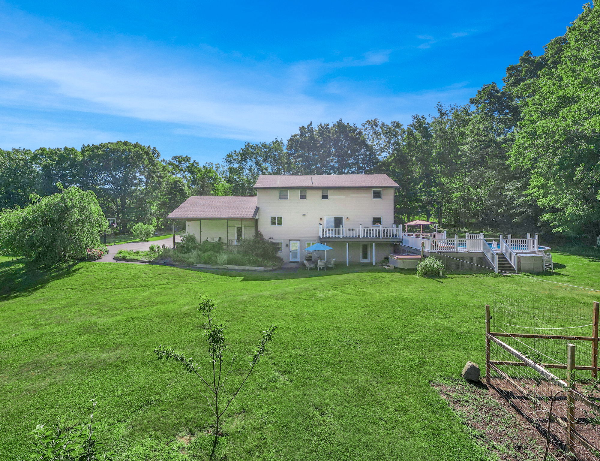 319 Rivka Rd, Saugerties, NY 12477, US Photo 12