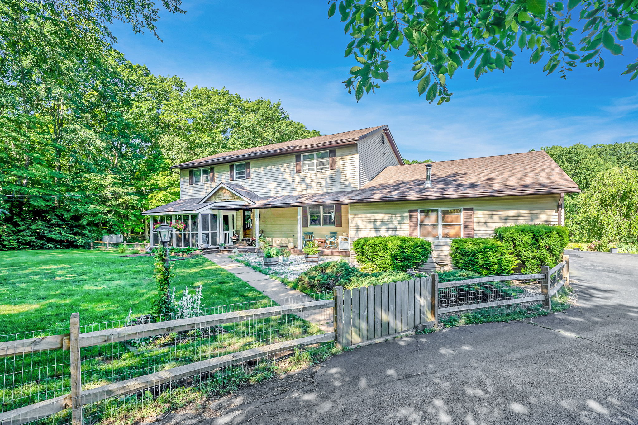 319 Rivka Rd, Saugerties, NY 12477, US