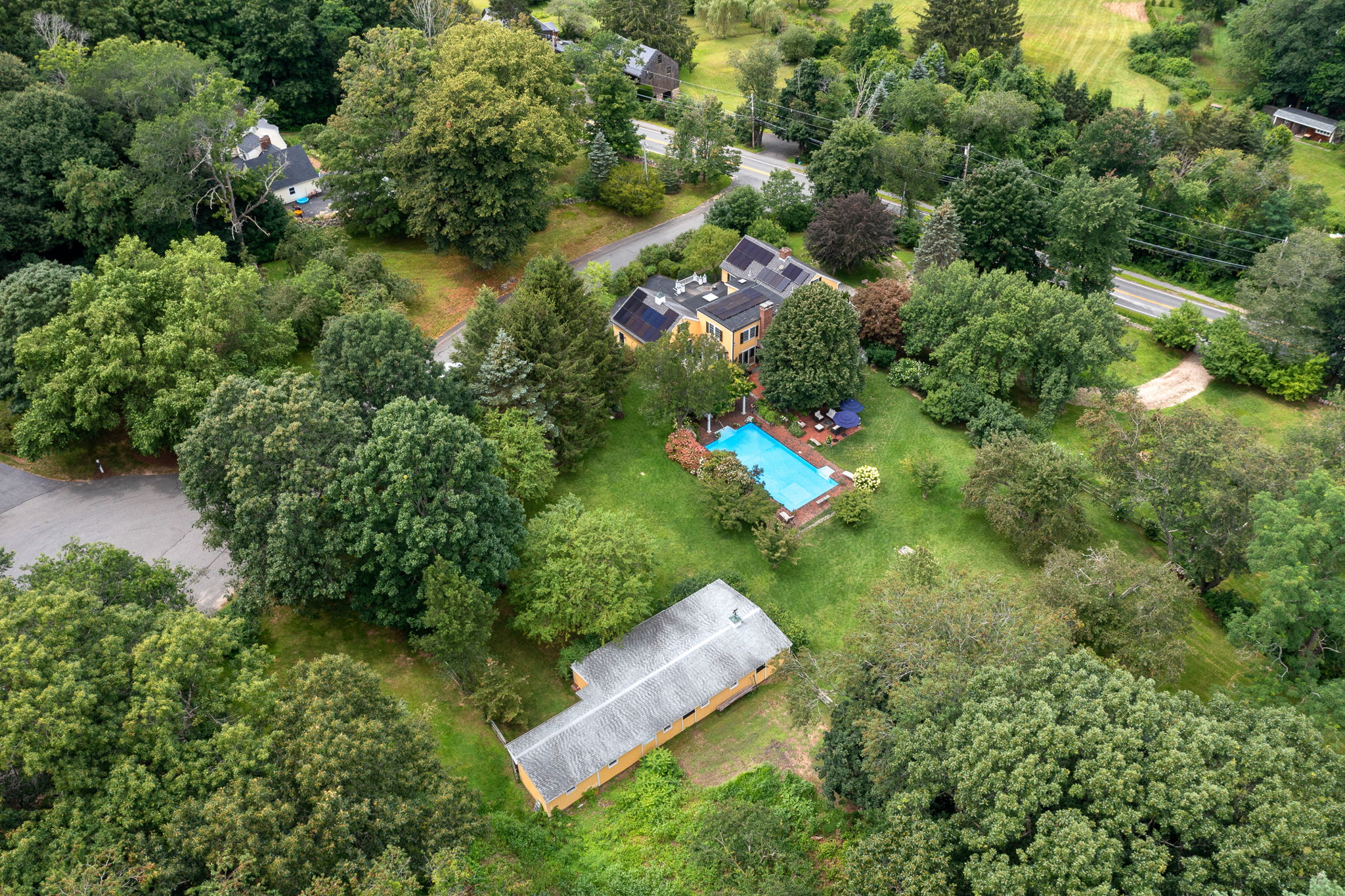 155 Cherry St, Wenham, MA 01984, USA Photo 5