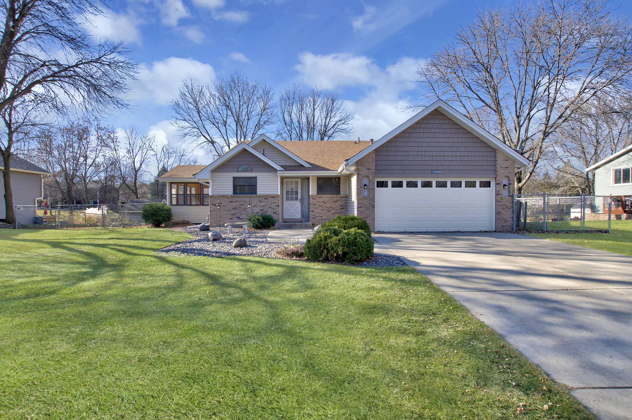 18609 Jasmine Way, Lakeville, MN 55044 Nordy Photography