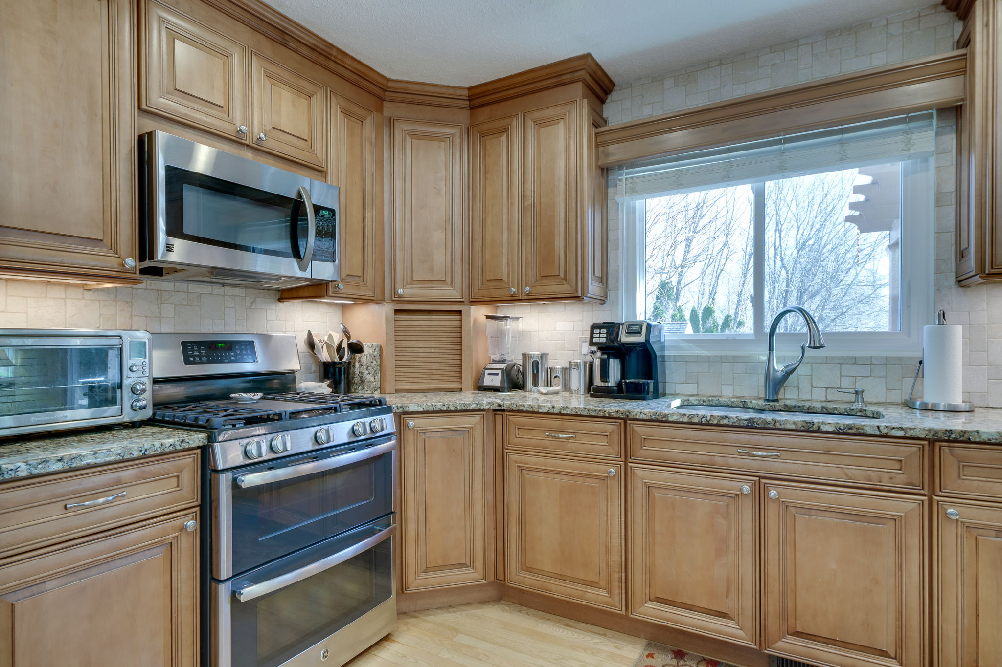 207 Tree Hill Rd, Berlin, CT 06037, US Photo 13