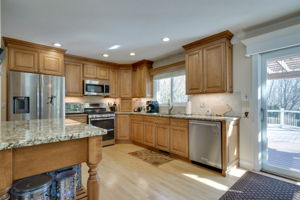 207 Tree Hill Rd, Berlin, CT 06037, US Photo 8