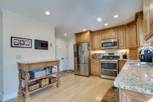 207 Tree Hill Rd, Berlin, CT 06037, US Photo 10