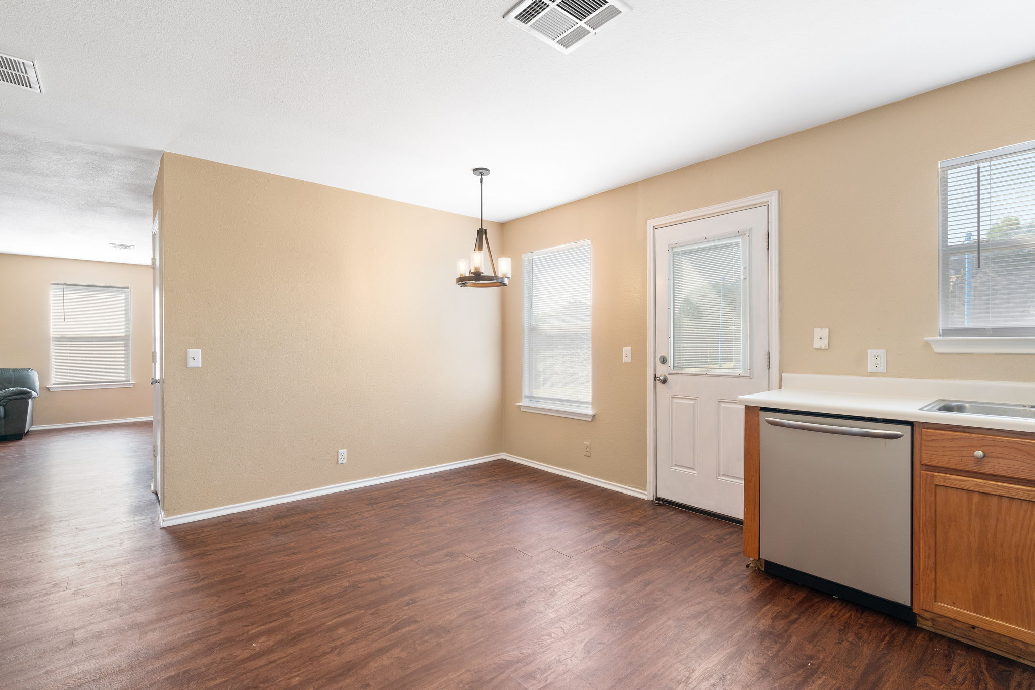 429 Atlantis, Kyle, TX 78640, USA Photo 14