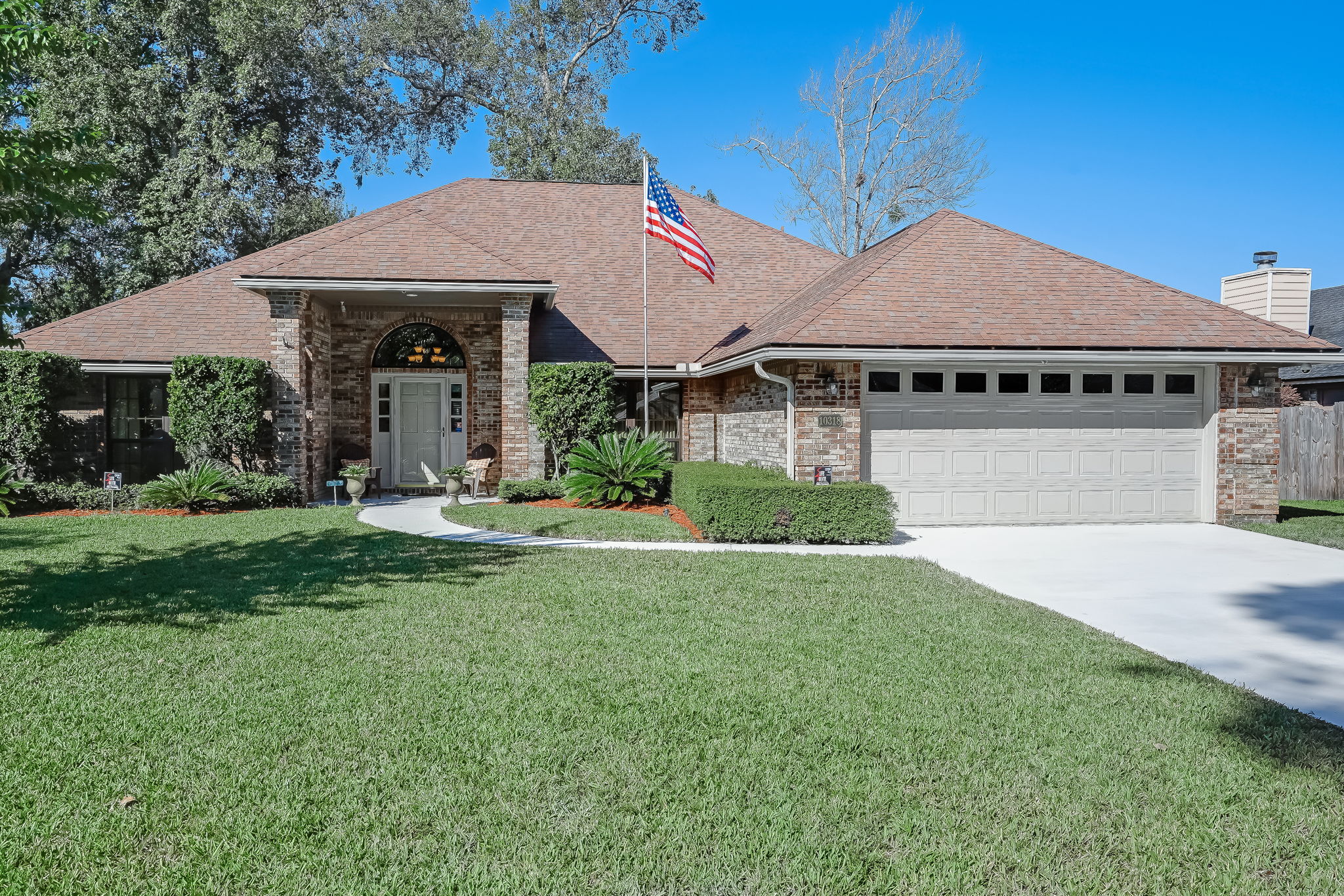 Welcome to 10318 Ripple Rush Drive West