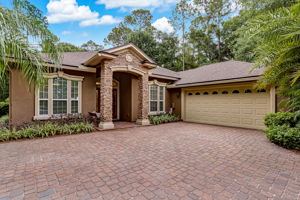 Welcome to 862488 N Hampton Club Way
