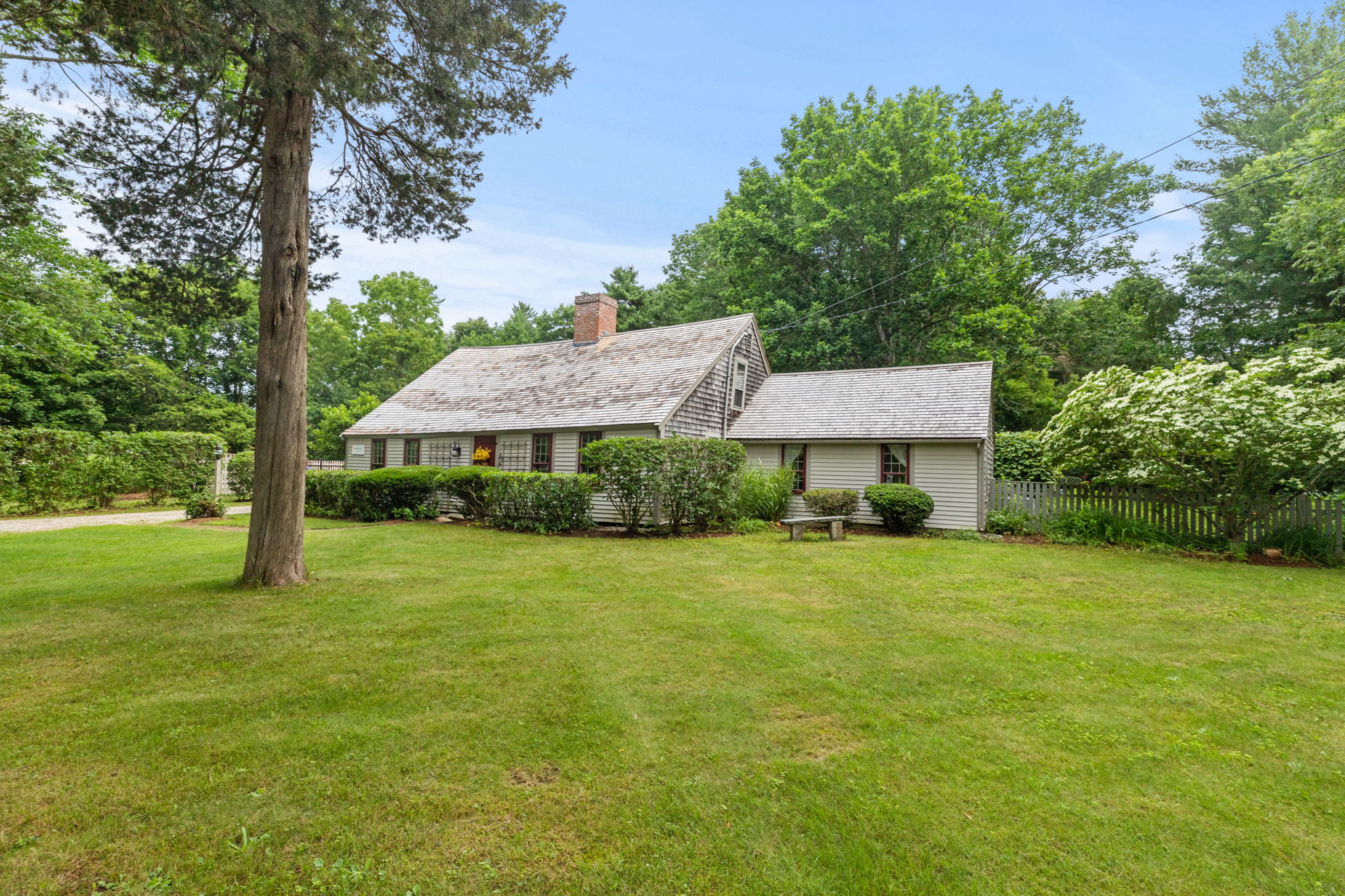 527 Temple St, Duxbury, MA 02332 Craig Cole Enterprises Co.