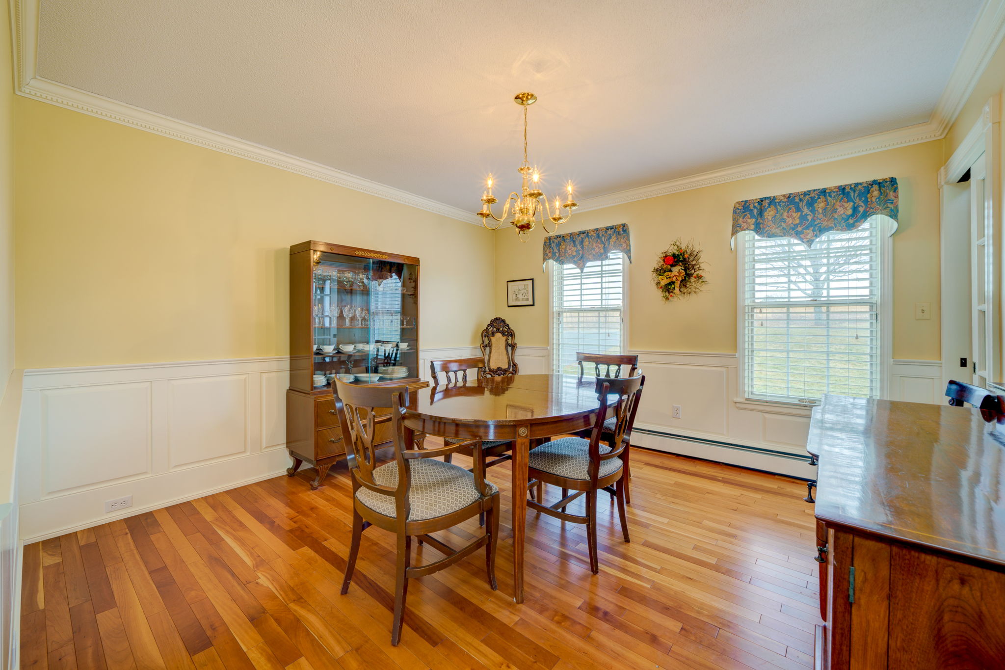 570 Hill St, Bristol, CT 06010, US Photo 41
