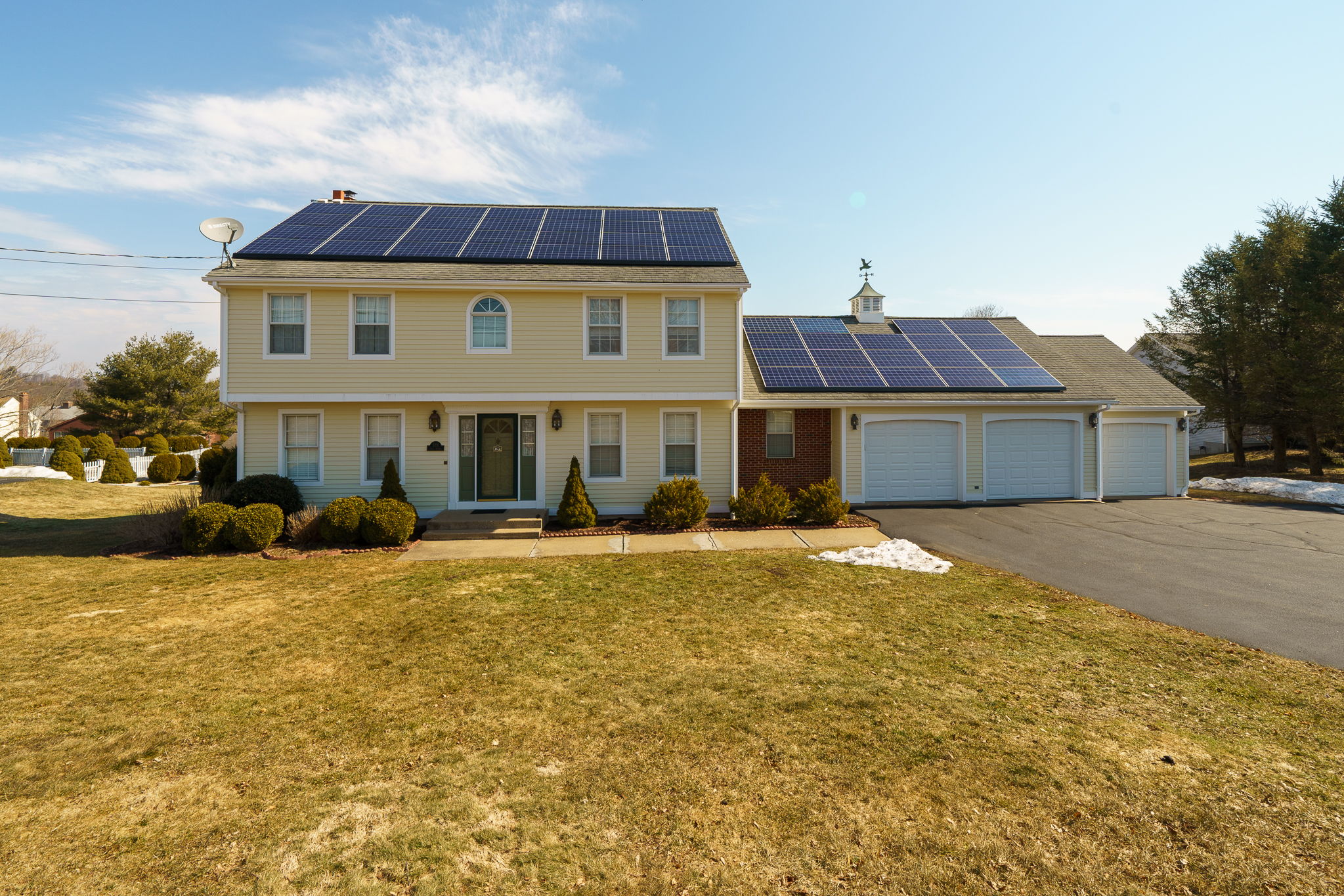 570 Hill St, Bristol, CT 06010, US Photo 1