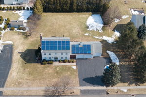 570 Hill St, Bristol, CT 06010, US Photo 6