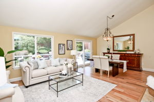 11901 Bloomington Way, Dublin, CA 94568, USA Photo 3