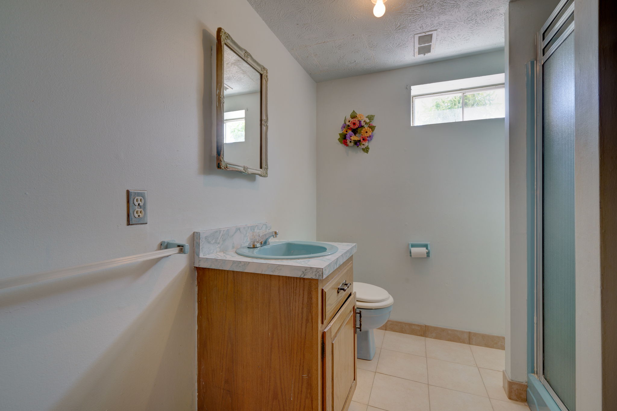 9 Angela Dr, Wethersfield, CT 06109, USA Photo 38