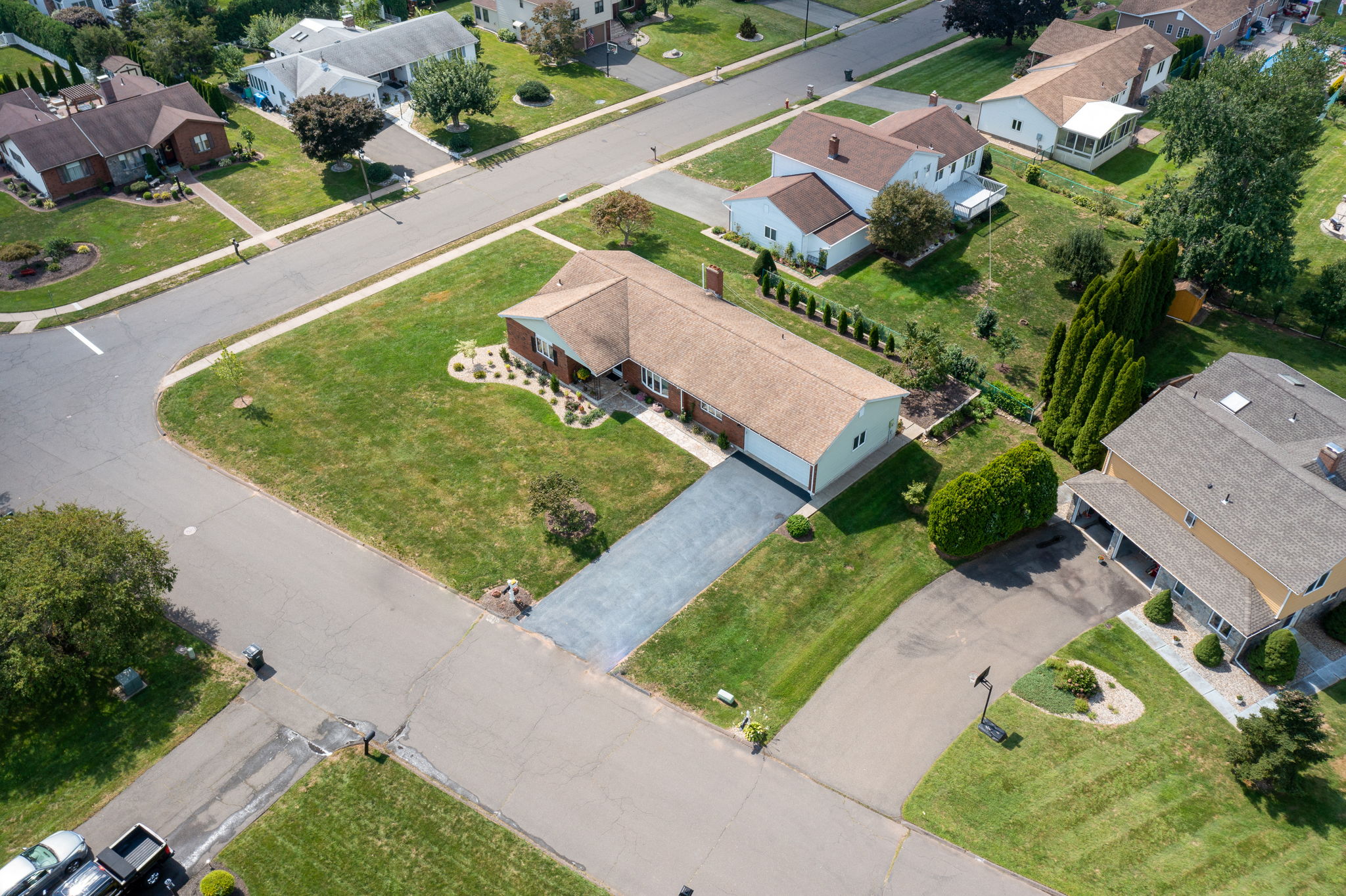 9 Angela Dr, Wethersfield, CT 06109 Ed McCullough Photography