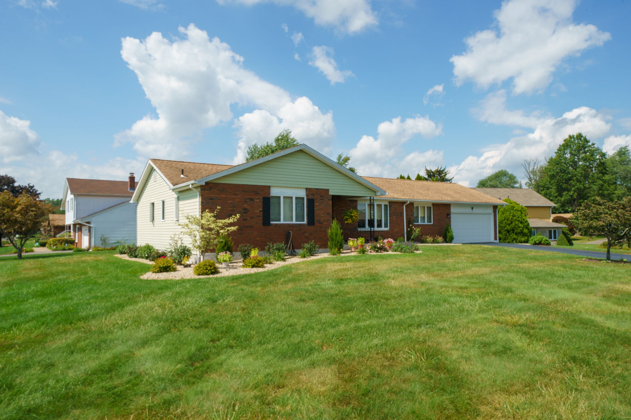 9 Angela Dr, Wethersfield, CT 06109, USA Photo 21