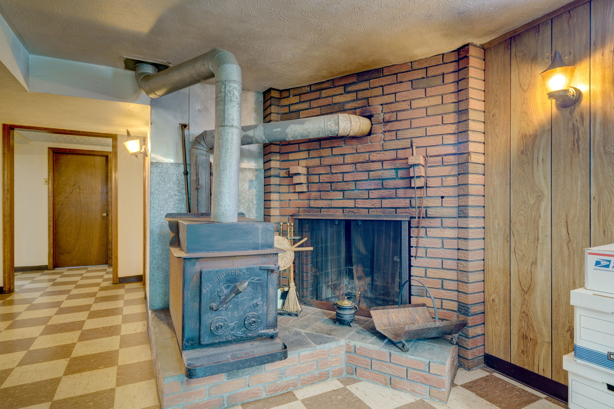 9 Angela Dr, Wethersfield, CT 06109, USA Photo 35