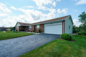 9 Angela Dr, Wethersfield, CT 06109, USA Photo 16