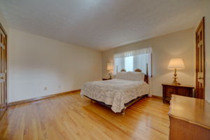 9 Angela Dr, Wethersfield, CT 06109, USA Photo 56
