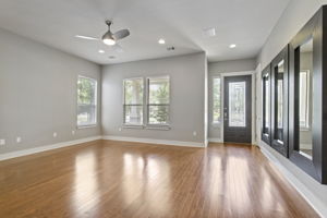 4025 Mendez St, Austin, TX 78723, USA Photo 6