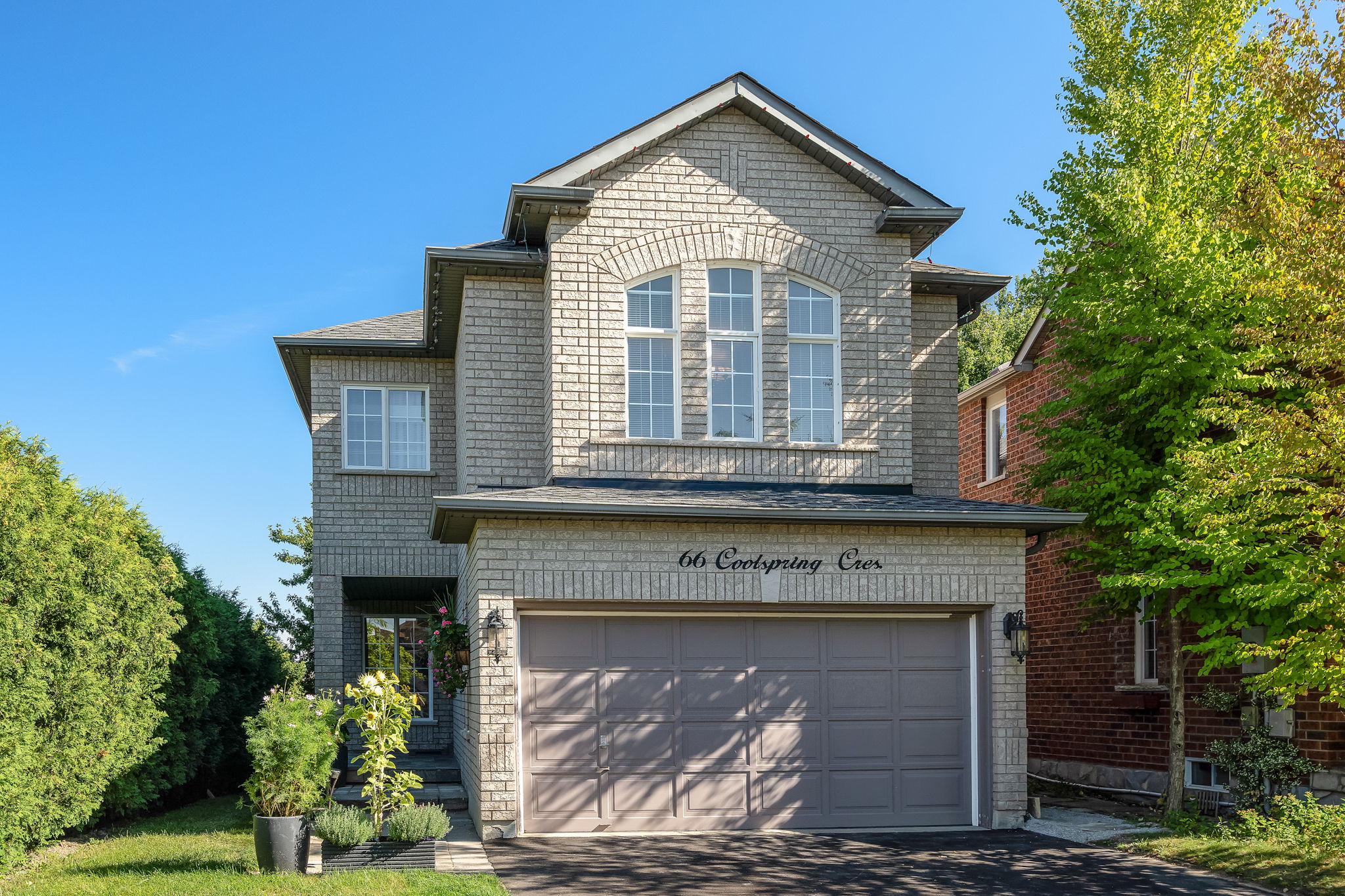 66 Coolspring Cres, Bolton, ON L7E 2J5, CA