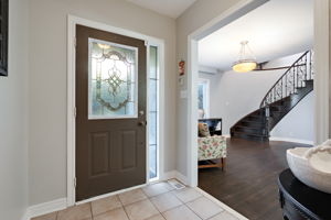 66 Coolspring Cres, Bolton, ON L7E 2J5, CA Photo 3