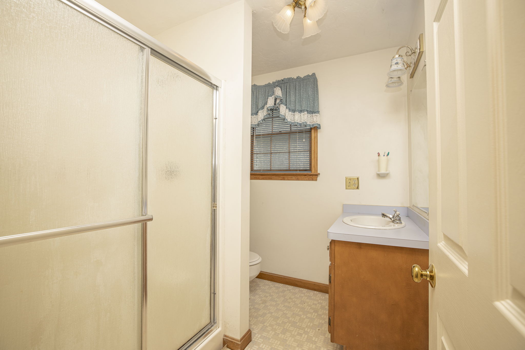 1089 Pleasant St, Raynham, MA 02767 Deanna Dimarzio Architectural and