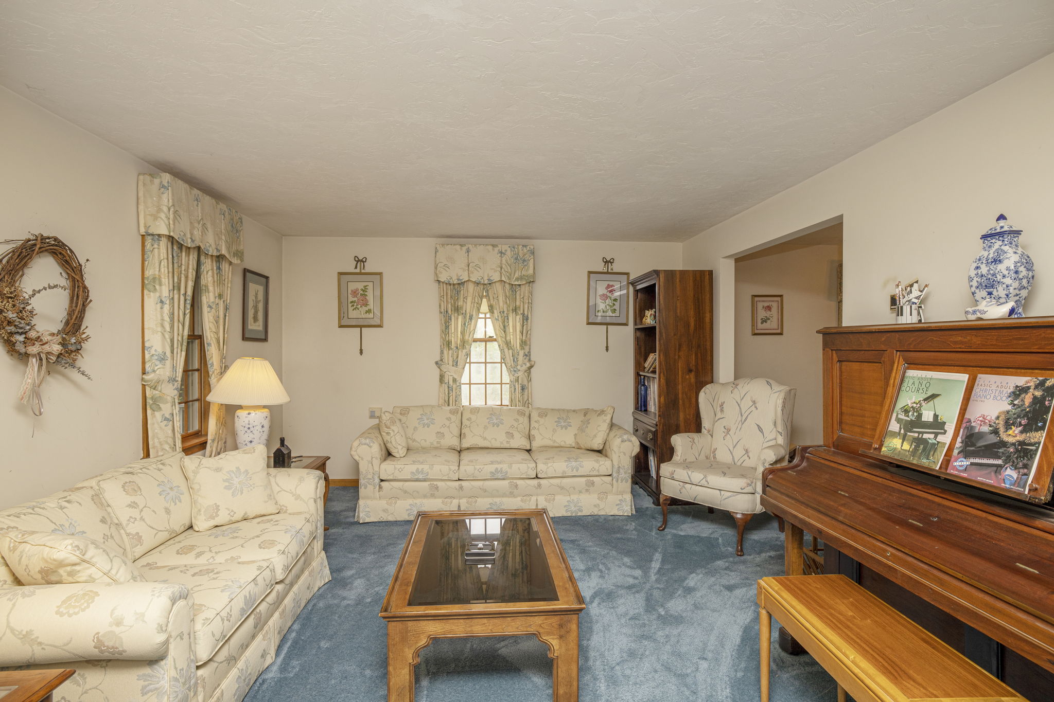 1089 Pleasant St, Raynham, MA 02767 Deanna Dimarzio Architectural and