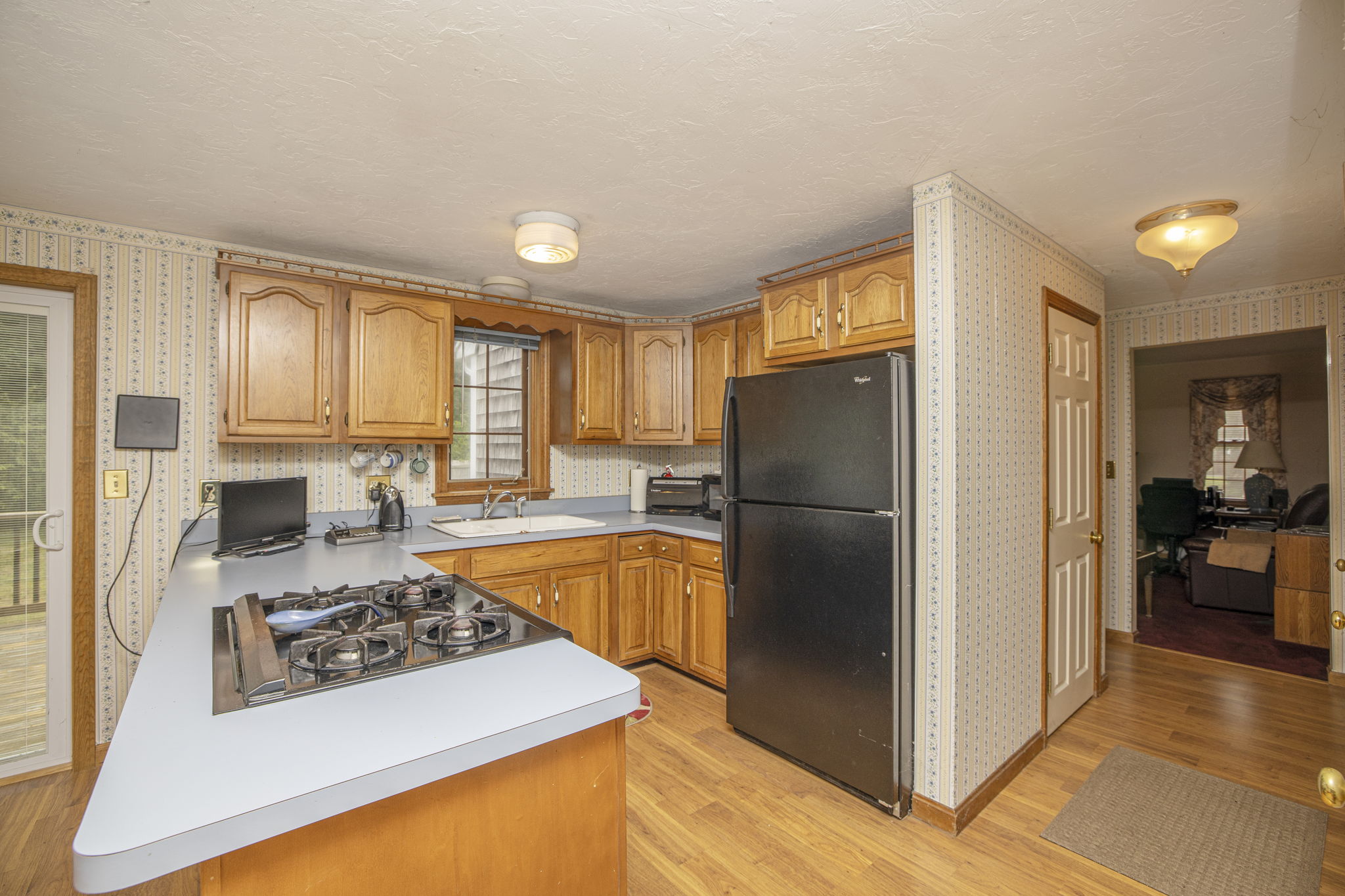 1089 Pleasant St, Raynham, MA 02767 Deanna Dimarzio Architectural and